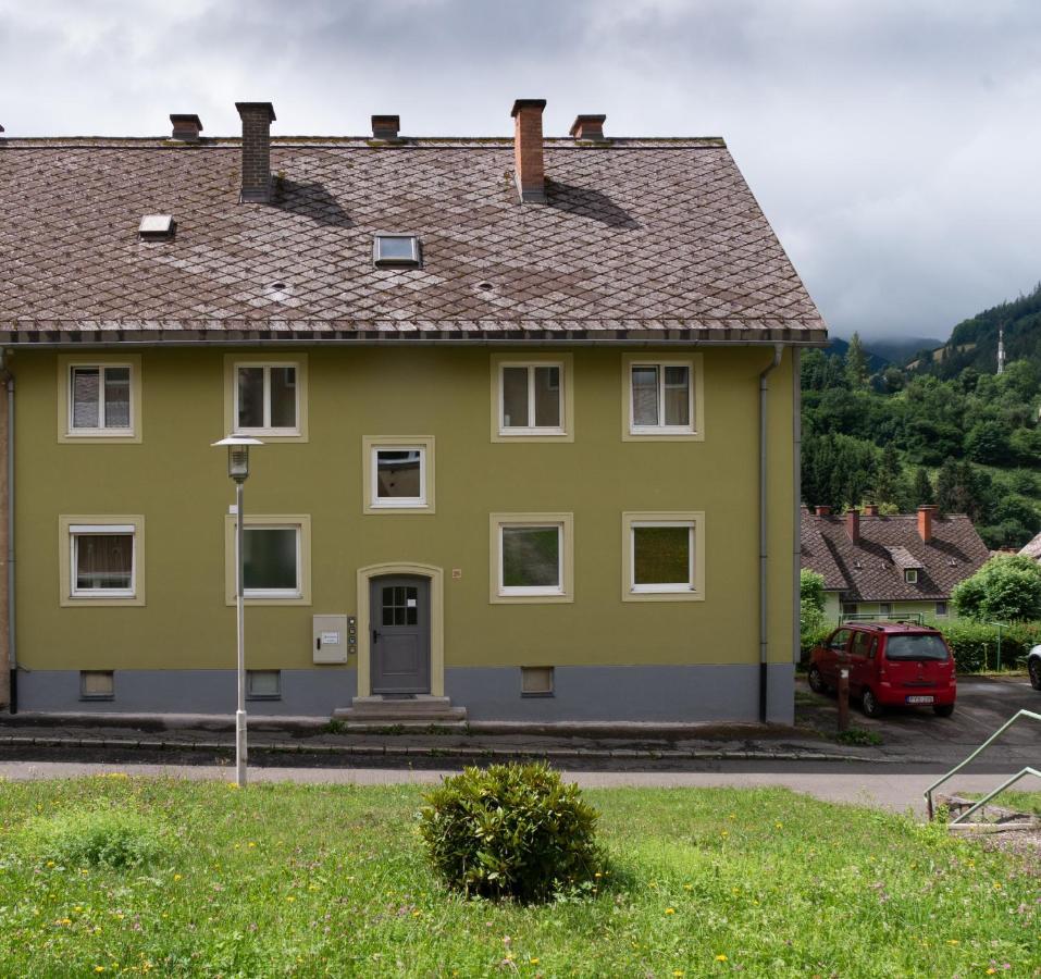 Eisenerz Stefan Apartment / Ferien Wohnung Экстерьер фото